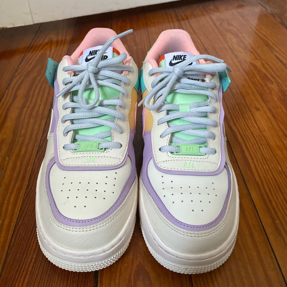 AIR FORCE 1 SHADOW PALE IVORY WOMANS SIZE 10
